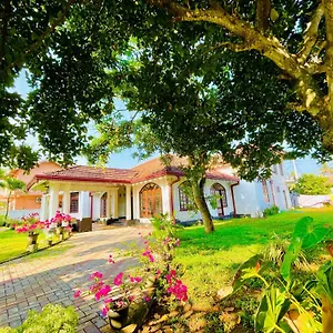 Hotel Grand, Negombo